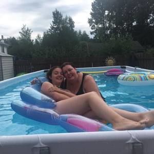 Meet your Posher, Paula